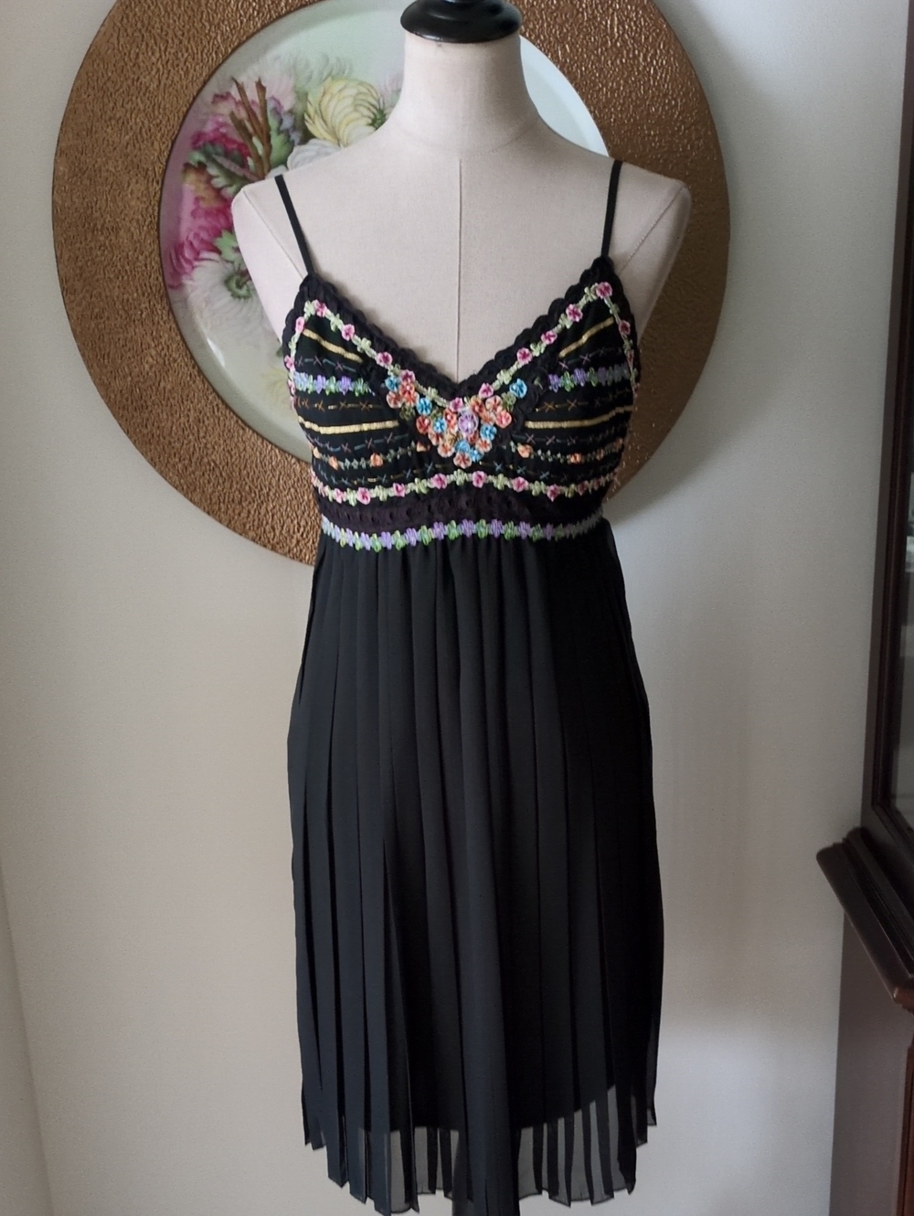 SuebWong Black Floral-Embroidered Spaghetti Strap Dress & Accordion Pleat Bottom